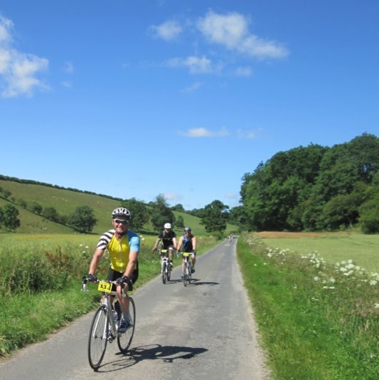 Cycling through Thixendale valley